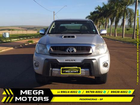 TOYOTA Hilux Caminhonete 3.0 16V 4P 4X4 SRV TURBO DIESEL CABINE DUPLA AUTOMTICO, Foto 2