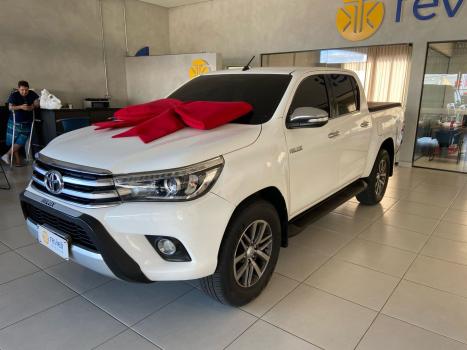 TOYOTA Hilux Caminhonete 2.8 16V SRX 4X4 DIESEL CABINE DUPLA AUTOMTICO, Foto 2