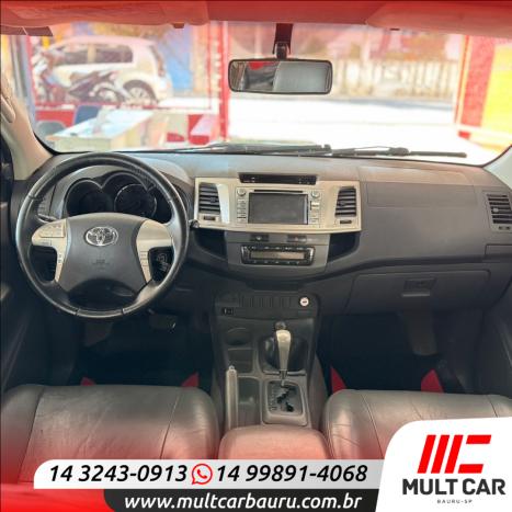 TOYOTA Hilux Caminhonete 3.0 4P 4X4 SRV TURBO DIESEL CABINE DUPLA AUTOMTICO, Foto 9