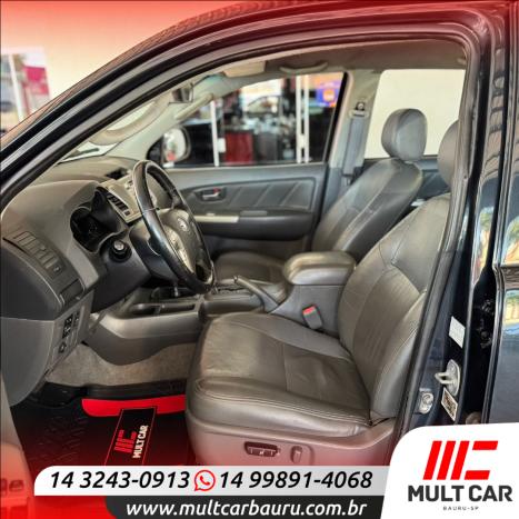 TOYOTA Hilux Caminhonete 3.0 4P 4X4 SRV TURBO DIESEL CABINE DUPLA AUTOMTICO, Foto 12
