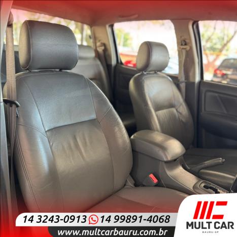 TOYOTA Hilux Caminhonete 3.0 4P 4X4 SRV TURBO DIESEL CABINE DUPLA AUTOMTICO, Foto 16