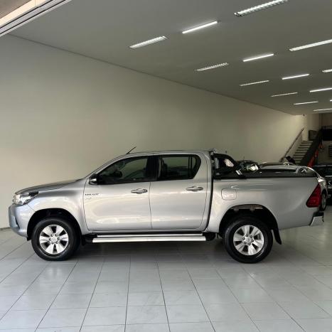 TOYOTA Hilux Caminhonete 2.7 16V 4P SR CABINE DUPLA AUTOMTICO, Foto 9