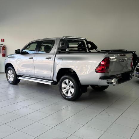 TOYOTA Hilux Caminhonete 2.7 16V 4P SR CABINE DUPLA AUTOMTICO, Foto 12