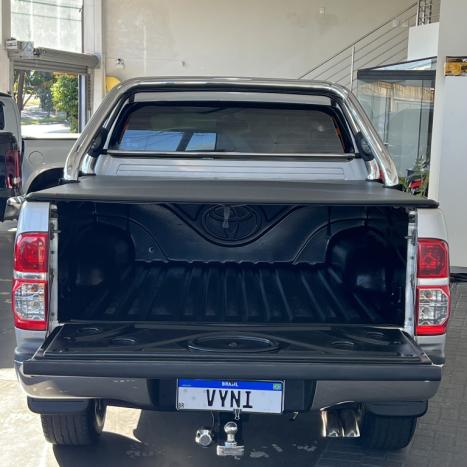 TOYOTA Hilux Caminhonete 2.7 16V 4P SR FLEX CABINE DUPLA AUTOMTICO, Foto 8