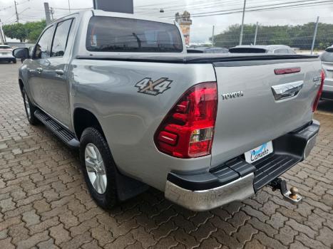 TOYOTA Hilux Caminhonete 2.8 16V SRV 4X4 DIESEL CABINE DUPLA AUTOMTICO, Foto 7