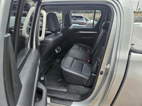 TOYOTA Hilux Caminhonete 2.8 16V SRV 4X4 DIESEL CABINE DUPLA AUTOMTICO, Foto 9