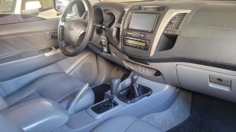 TOYOTA Hilux Caminhonete 3.0 16V 4P 4X4 SRV TURBO DIESEL CABINE DUPLA AUTOMTICO, Foto 7