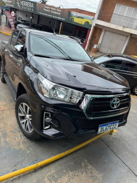 TOYOTA Hilux Caminhonete 2.8 16V SRV 4X4 DIESEL CABINE DUPLA AUTOMTICO, Foto 2