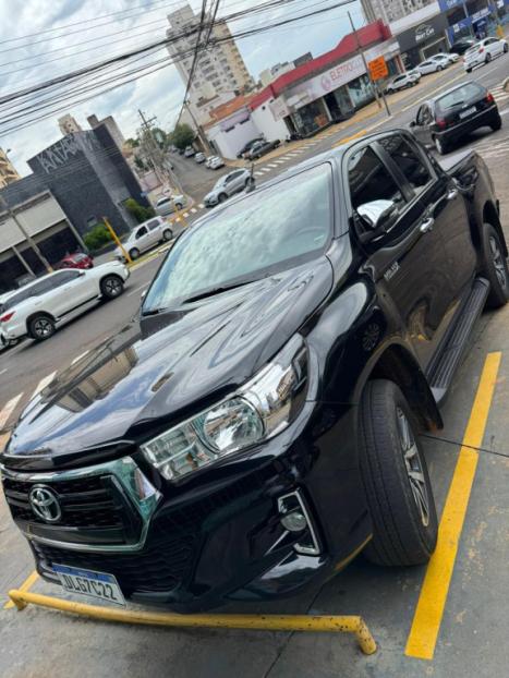 TOYOTA Hilux Caminhonete 2.8 16V SRV 4X4 DIESEL CABINE DUPLA AUTOMTICO, Foto 3