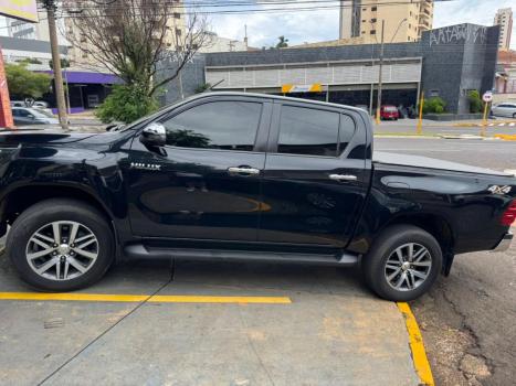 TOYOTA Hilux Caminhonete 2.8 16V SRV 4X4 DIESEL CABINE DUPLA AUTOMTICO, Foto 4