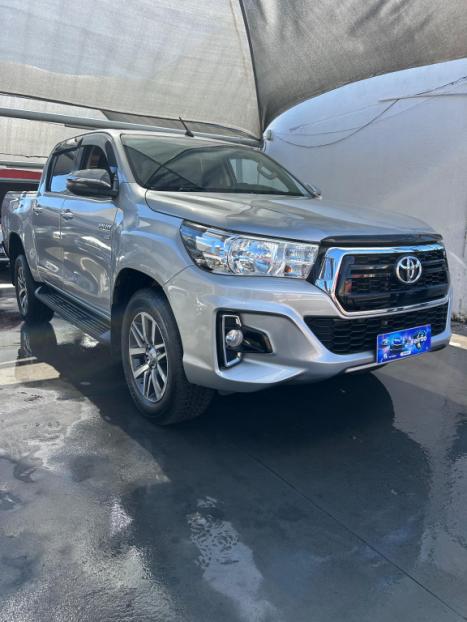TOYOTA Hilux Caminhonete 2.7 16V 4P SR FLEX CABINE DUPLA AUTOMTICO, Foto 3