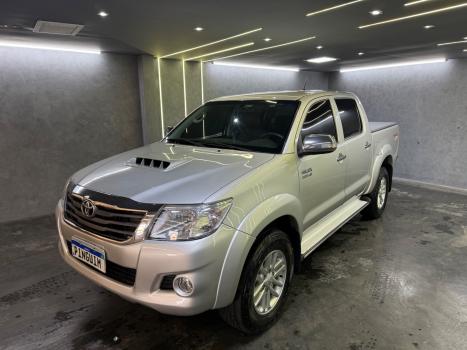 TOYOTA Hilux Caminhonete 3.0 4P 4X4 SRV TURBO DIESEL CABINE DUPLA AUTOMTICO, Foto 3