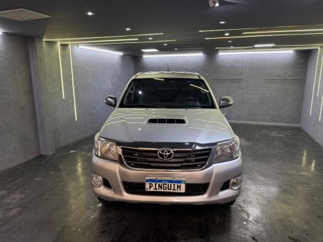 TOYOTA Hilux Caminhonete 3.0 4P 4X4 SRV TURBO DIESEL CABINE DUPLA AUTOMTICO, Foto 4