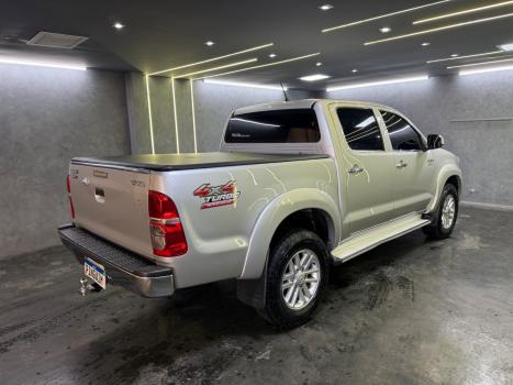 TOYOTA Hilux Caminhonete 3.0 4P 4X4 SRV TURBO DIESEL CABINE DUPLA AUTOMTICO, Foto 6