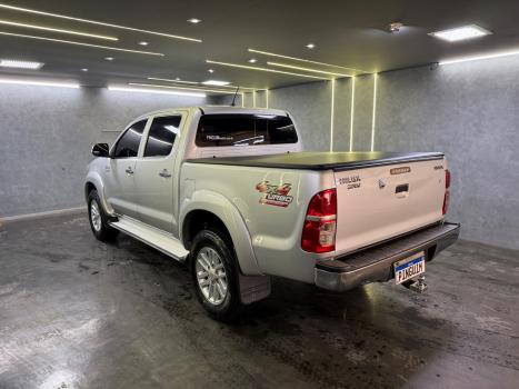 TOYOTA Hilux Caminhonete 3.0 4P 4X4 SRV TURBO DIESEL CABINE DUPLA AUTOMTICO, Foto 7