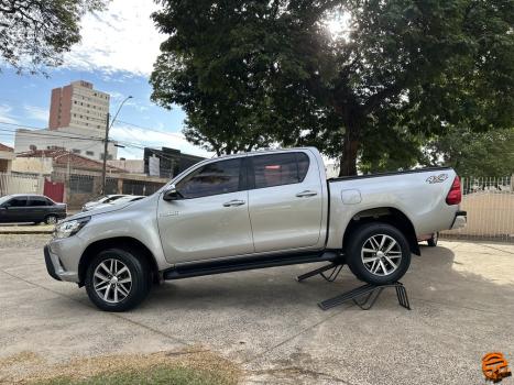 TOYOTA Hilux Caminhonete 2.8 16V SRV 4X4 DIESEL CABINE DUPLA AUTOMTICO, Foto 5