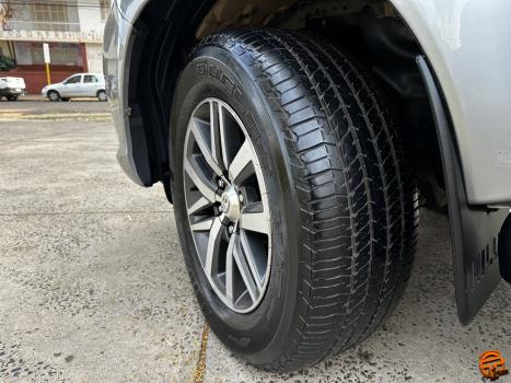 TOYOTA Hilux Caminhonete 2.8 16V SRV 4X4 DIESEL CABINE DUPLA AUTOMTICO, Foto 7