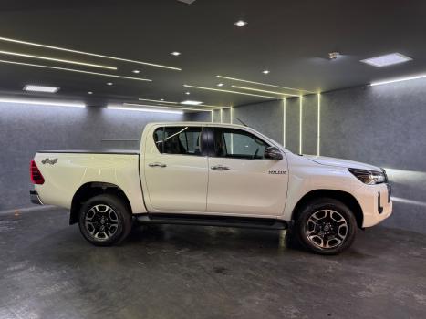 TOYOTA Hilux Caminhonete 2.8 16V SRX 4X4 TURBO DIESEL CABINE DUPLA AUTOMTICO, Foto 7