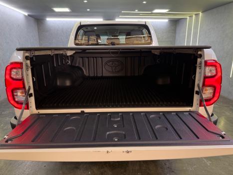 TOYOTA Hilux Caminhonete 2.8 16V SRX 4X4 TURBO DIESEL CABINE DUPLA AUTOMTICO, Foto 14