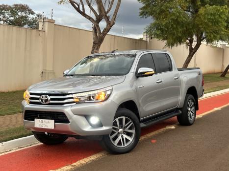 TOYOTA Hilux Caminhonete 2.8 16V SRX 4X4 DIESEL CABINE DUPLA AUTOMTICO, Foto 2