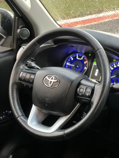 TOYOTA Hilux Caminhonete 2.8 16V SRX 4X4 DIESEL CABINE DUPLA AUTOMTICO, Foto 12