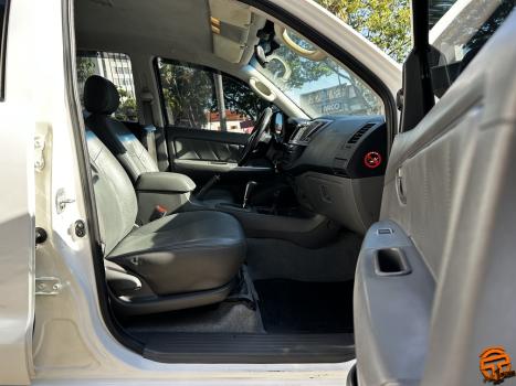 TOYOTA Hilux Caminhonete 2.7 16V 4P SRV FLEX 4X4  CABINE DUPLA AUTOMTICO, Foto 15