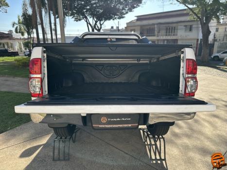 TOYOTA Hilux Caminhonete 2.7 16V 4P SRV FLEX 4X4  CABINE DUPLA AUTOMTICO, Foto 19
