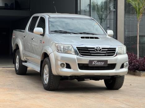 TOYOTA Hilux Caminhonete 3.0 4P 4X4 DIESEL CABINE DUPLA, Foto 4