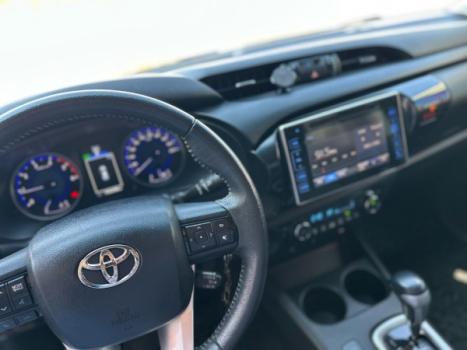 TOYOTA Hilux Caminhonete 2.8 16V SRV 4X4 DIESEL CABINE DUPLA AUTOMTICO, Foto 7