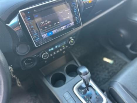 TOYOTA Hilux Caminhonete 2.8 16V SRV 4X4 DIESEL CABINE DUPLA AUTOMTICO, Foto 9