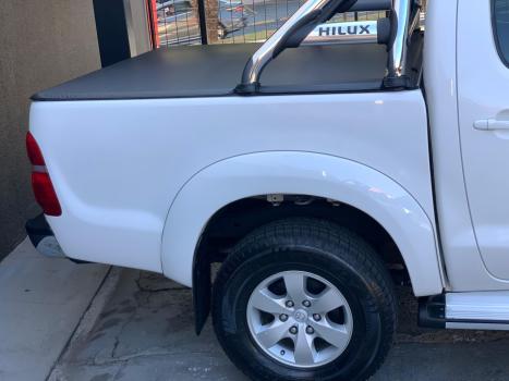 TOYOTA Hilux Caminhonete 2.7 16V 4P SR CABINE DUPLA AUTOMTICO, Foto 5