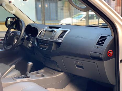 TOYOTA Hilux Caminhonete 2.7 16V 4P SR CABINE DUPLA AUTOMTICO, Foto 7
