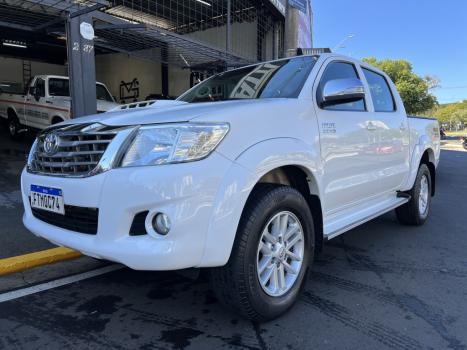 TOYOTA Hilux Caminhonete 3.0 4P 4X4 SRV TURBO DIESEL CABINE DUPLA AUTOMTICO, Foto 2