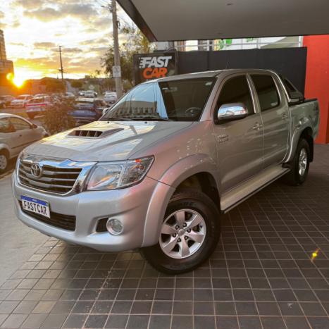 TOYOTA Hilux Caminhonete 3.0 4P 4X4 SRV TURBO DIESEL CABINE DUPLA AUTOMTICO, Foto 2