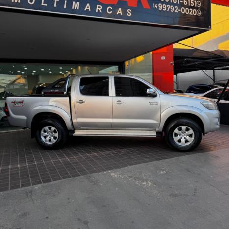 TOYOTA Hilux Caminhonete 3.0 4P 4X4 SRV TURBO DIESEL CABINE DUPLA AUTOMTICO, Foto 3