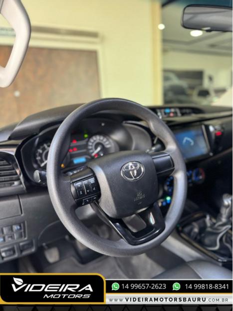 TOYOTA Hilux Caminhonete 2.8 4P 4X4 DIESEL CABINE DUPLA, Foto 8