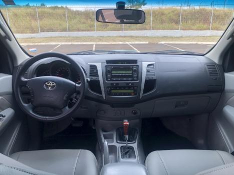 TOYOTA Hilux Caminhonete 3.0 4P 4X4 SRV TURBO DIESEL CABINE DUPLA AUTOMTICO, Foto 15