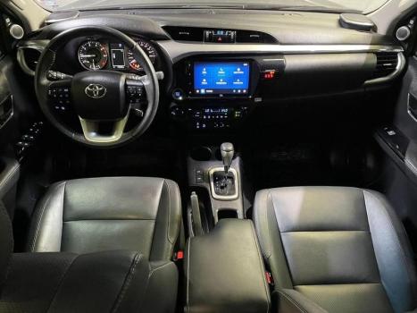 TOYOTA Hilux Caminhonete 2.8 16V SRX 4X4 TURBO DIESEL CABINE DUPLA AUTOMTICO, Foto 12