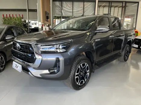 TOYOTA Hilux Caminhonete 2.8 16V SRX 4X4 TURBO DIESEL CABINE DUPLA AUTOMTICO, Foto 1