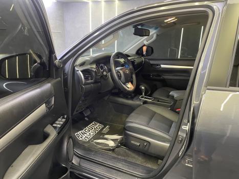 TOYOTA Hilux Caminhonete 2.8 16V SRV 4X4 DIESEL CABINE DUPLA AUTOMTICO, Foto 13