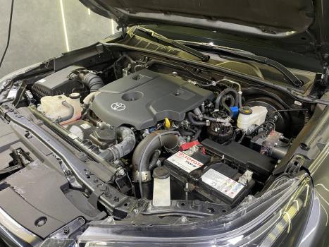 TOYOTA Hilux Caminhonete 2.8 16V SRV 4X4 DIESEL CABINE DUPLA AUTOMTICO, Foto 17