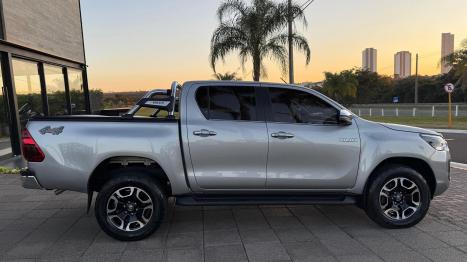 TOYOTA Hilux Caminhonete 2.8 16V SRX 4X4 TURBO DIESEL CABINE DUPLA AUTOMTICO, Foto 6