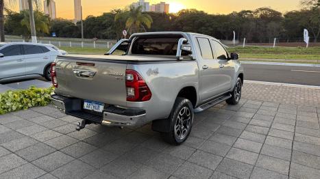 TOYOTA Hilux Caminhonete 2.8 16V SRX 4X4 TURBO DIESEL CABINE DUPLA AUTOMTICO, Foto 10