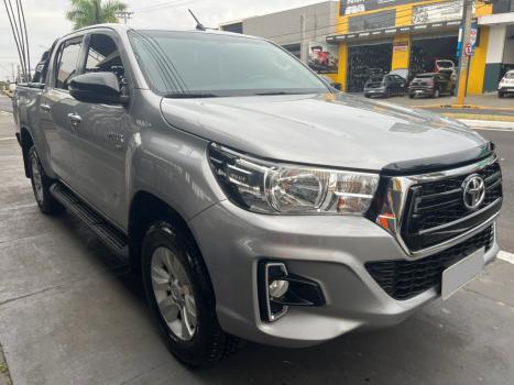 TOYOTA Hilux Caminhonete 2.7 16V 4P SR FLEX CABINE DUPLA AUTOMTICO, Foto 2