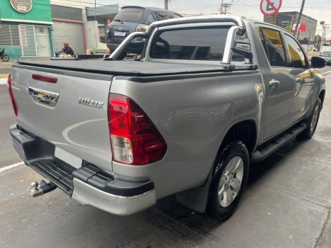 TOYOTA Hilux Caminhonete 2.7 16V 4P SR FLEX CABINE DUPLA AUTOMTICO, Foto 3