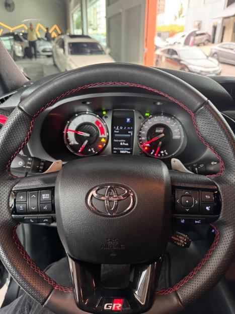 TOYOTA Hilux Caminhonete 2.8 16V GR SPORT 4X4 TURBO DIESEL CABINE DUPLA AUTOMTICO, Foto 17