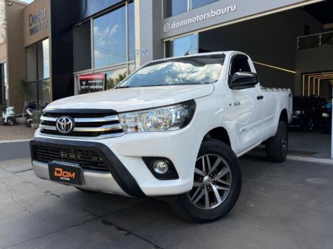 TOYOTA Hilux Caminhonete 2.8 4X4 DIESEL CABINE SIMPLES, Foto 1