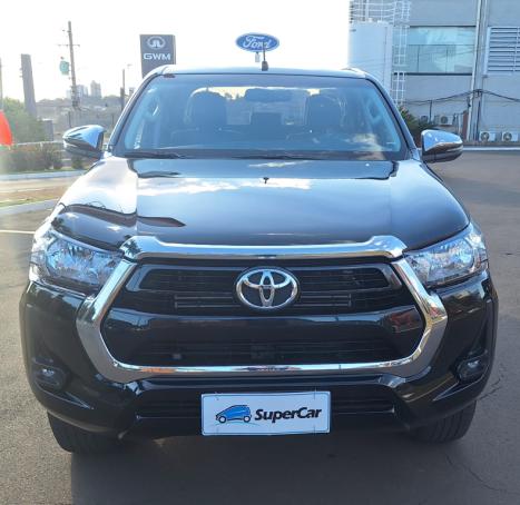TOYOTA Hilux Caminhonete 2.8 16V SRV 4X4 DIESEL CABINE DUPLA AUTOMTICO, Foto 2