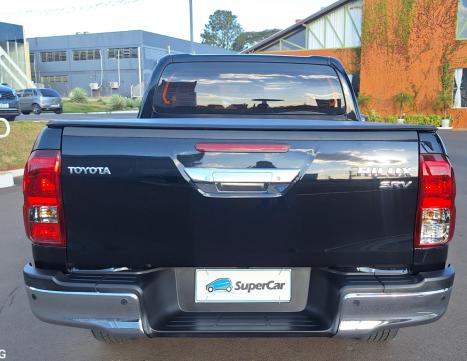 TOYOTA Hilux Caminhonete 2.8 16V SRV 4X4 DIESEL CABINE DUPLA AUTOMTICO, Foto 5