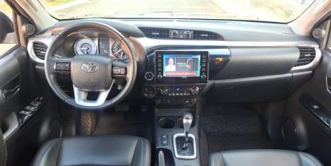 TOYOTA Hilux Caminhonete 2.8 16V SRV 4X4 DIESEL CABINE DUPLA AUTOMTICO, Foto 7